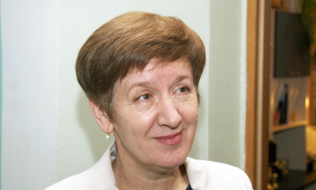 В Силламяэ пробито очередное дно - Елена Коршунова стала Почетным гражданином Силламяэ