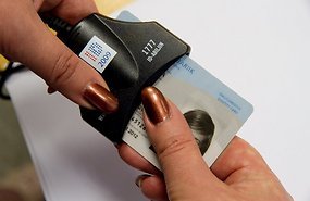 Ошибка в программном обеспечении ID-карт позволяет влезть в компьютеры десятков тысяч жителей Эстонии